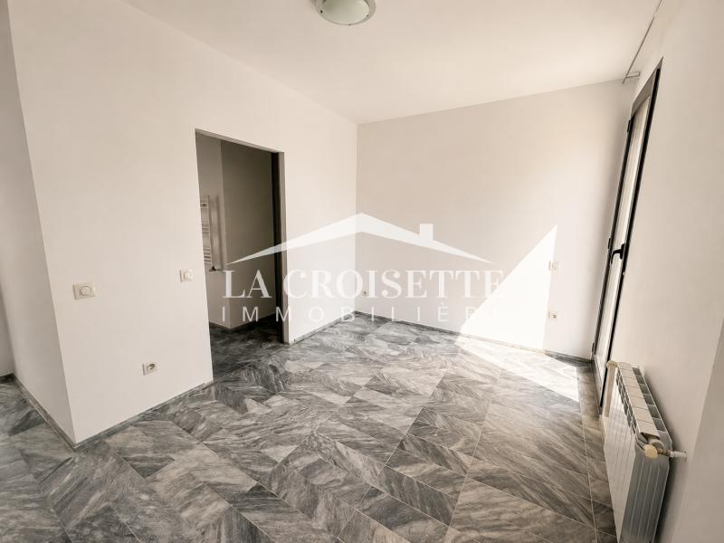 Triplex meublé S+4 avec vue mer à Gammarth
